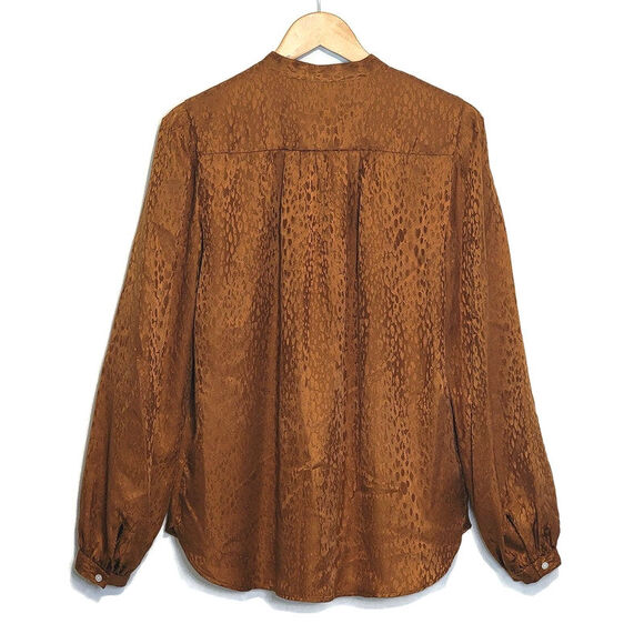 ALC Silk Animal Print Mandarin Collar Long Sleeve Button Down Blouse Top Size 8 - Picture 7 of 16